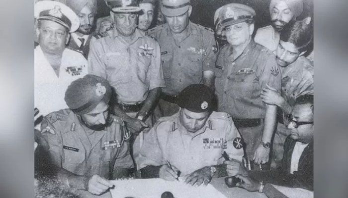 1971 Loss a Military Failure: Bilawal