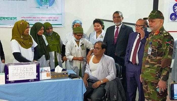 Govt Starts Administering 2nd Booster Dose of Covid-19 Vaccine in Bangladesh  