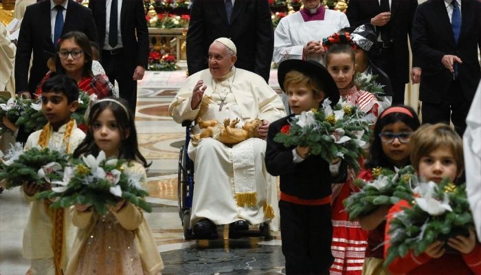 Pope on Christmas: Jesus Was Poor, So Don’t Be Power-Hungry