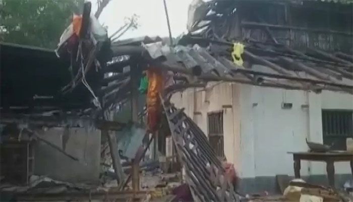 3 Killed in Blast at Trinamool Leader’s House in West Bengal 