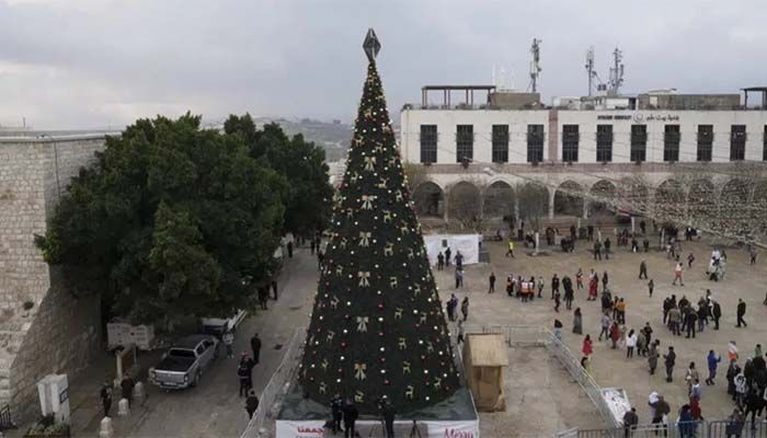 Bethlehem Rebounds from Pandemic, Lifting Christmas Spirits