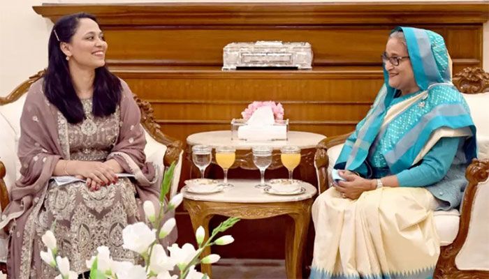 British All-Party Parliamentary Group MP Rushanara Ali meets Prime Minister Sheikh Hasina at Ganabhaban on Wednesday || Photo: Collected 
