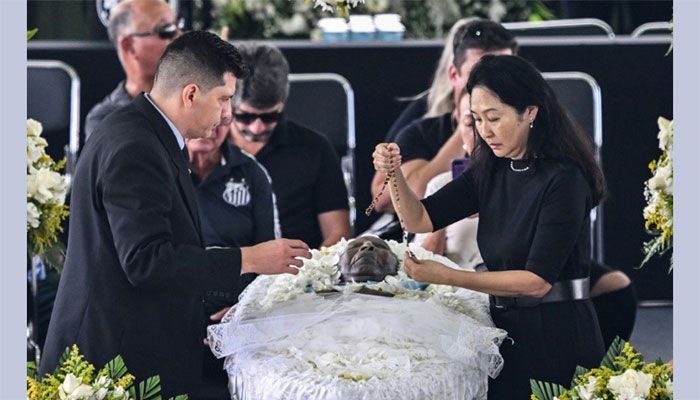 Brazil Pays Final Respects to Football Giant Pele    