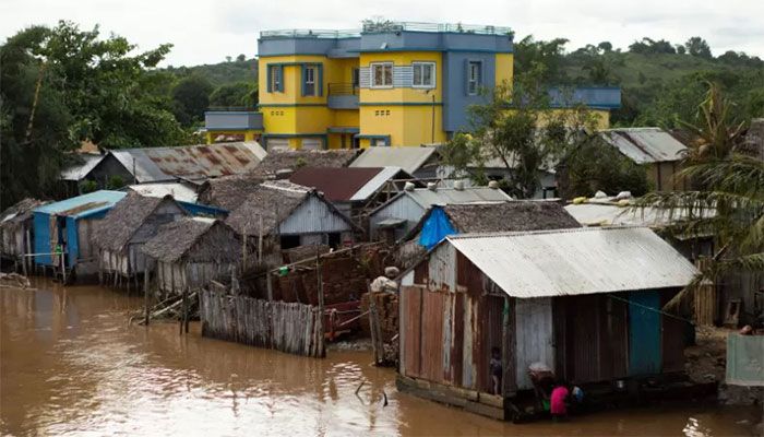 Death Toll from Madagascar Storm Rises to 22  