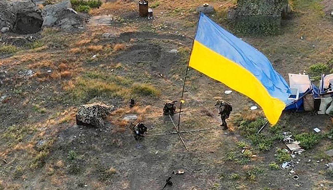 On the first day of the war, Russia occupied the Snake Island of the Black Sea. At that time audio of not trying to surrender to Ukrainian troops went viral. In June, Ukraine said they were able to remove the Russians from Snake Island.