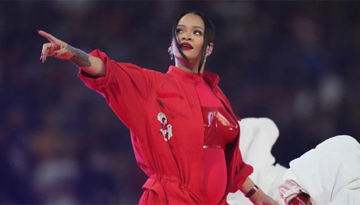 Rihanna Is Pregnant Again, Rep Says after Super Bowl Show  