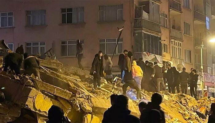 Major Quake Kills Dozens across Turkey, Syria  