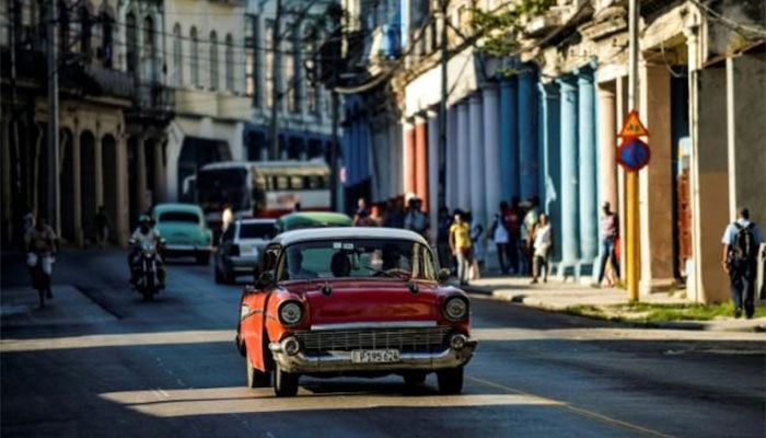 Cuba Puts State-Owned Car Owners On Commuter Aid Duty  