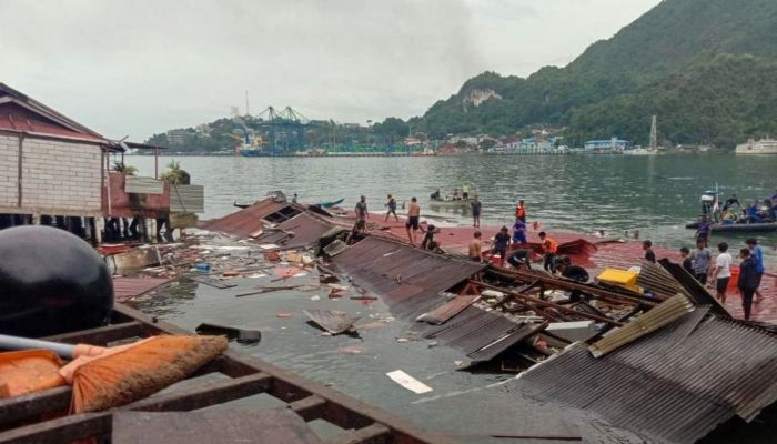 Earthquake in Indonesia's Papua Kills 4