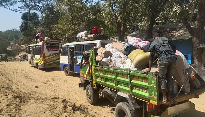 180 Rohingyas Relocated to Transit Camp from Tumbru