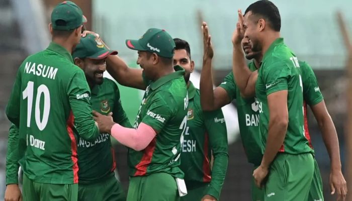 Shakib Takes Five As Bangladesh Beat Ireland by 77 Runs to Seal T20 Series