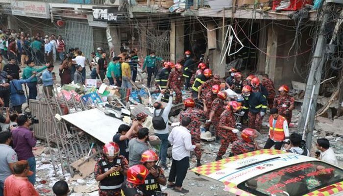 Blast in Gulistan Building Leaves 4 Dead, over 40 Injured  