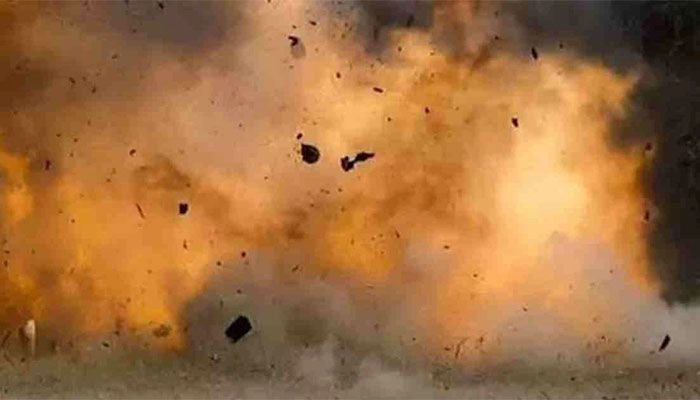 3 Wounded in Khulna Bomb Attack   