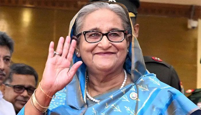 Prime Minister Sheikh Hasina waves her hand at Hazrat Shahjalal International Airport in Dhaka on Saturday || Photo: Collected  
