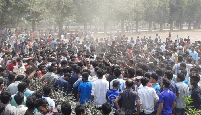 500 Sued Over Clash between RU Students, Locals 