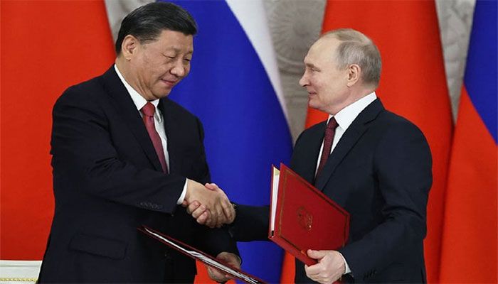 Xi, Putin Hail 'New Era' of Ties in United Front against West   