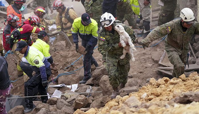 Landslide in Ecuador Kills At Least 7, with Dozens Missing  
