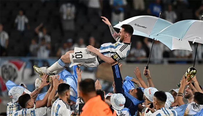 Messi Goal Tops Off Argentina's Homecoming Celebration 