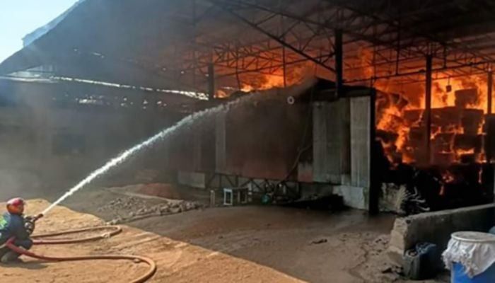 Fire Breaks Out at Sitakunda Cotton Godown 