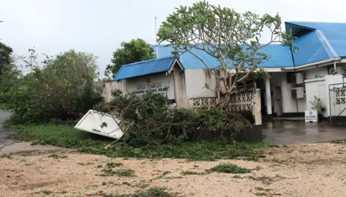 Vanuatu Gets Back-to-Back Earthquakes, Cyclone