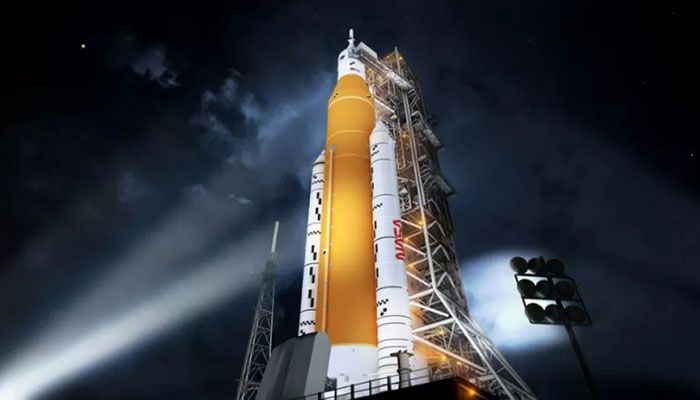 NASA to Reveal Crew for 2024 Flight Around the Moon 