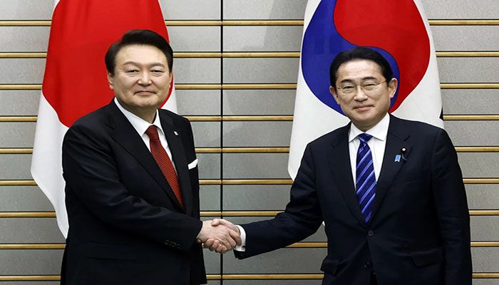 South Korea Restores Japan on Trade 'White List' 