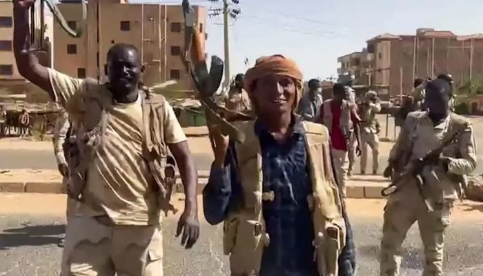 Heavy Air Strikes in Khartoum As Sudan Truce Extended