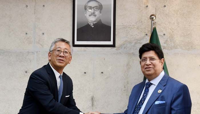 ﻿US Assistant Secretary of State Donald Lu and Dr. A.K. Abdul Momen || Photo: Collected 
