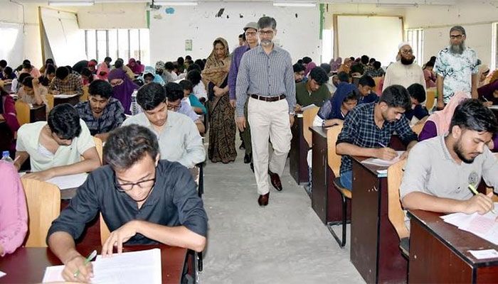 Cluster Admission Test of 22 Universities Held at KU 