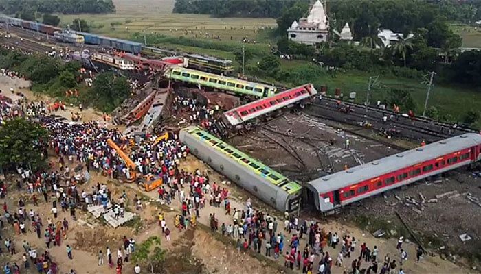 Two Bangladeshis among Injured in Triple Train Crash in India