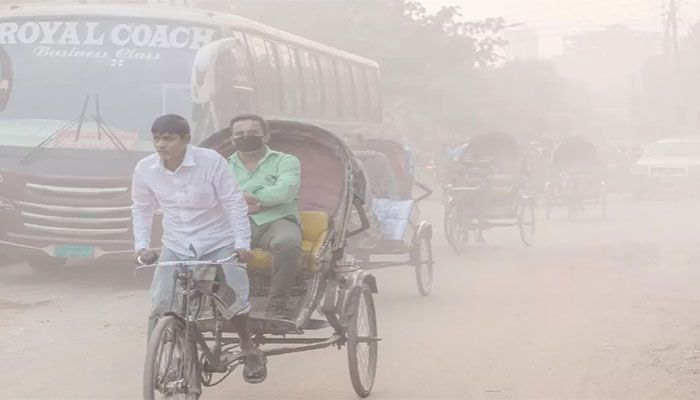 Dhaka’s Air Unhealthy for Sensitive Groups This Morning  