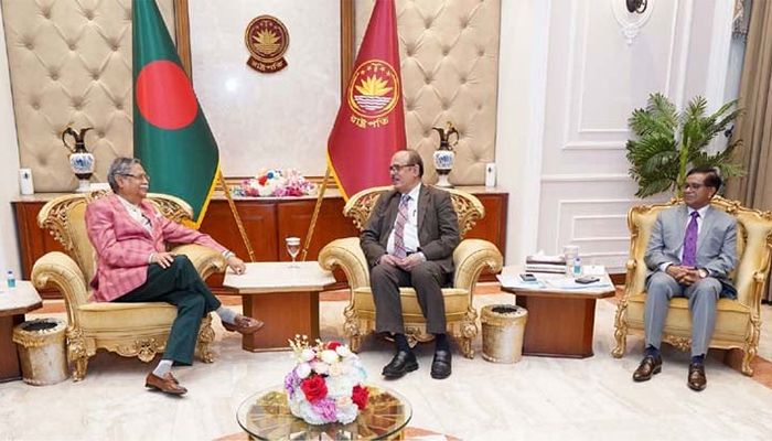 A four-member ACC delegation led by its Chairman Mohammad Moinuddin Abdullah paid a courtesy call on ﻿President Mohammed Shahabuddin || Photo: Collected 