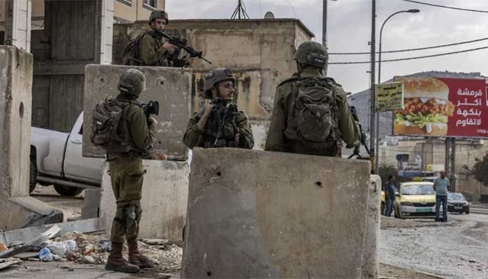 Israeli Army Kills 4 Palestinians in West Bank Air Strikes 