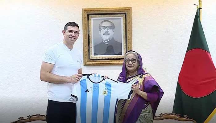 'You're the Man Who Brought Glory for Argentina': PM Tells Emiliano Martinez 