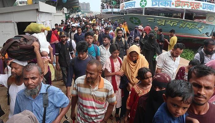 Dhaka-bound passenger pressure at Sadarghat launch terminal