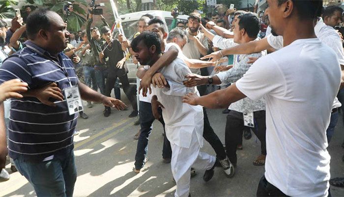 Dhaka-17 By-polls: Hero Alom Attacked, Brutally Assaulted at Banani