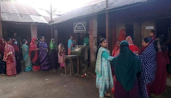 Chittagong-10 By-polls Underway