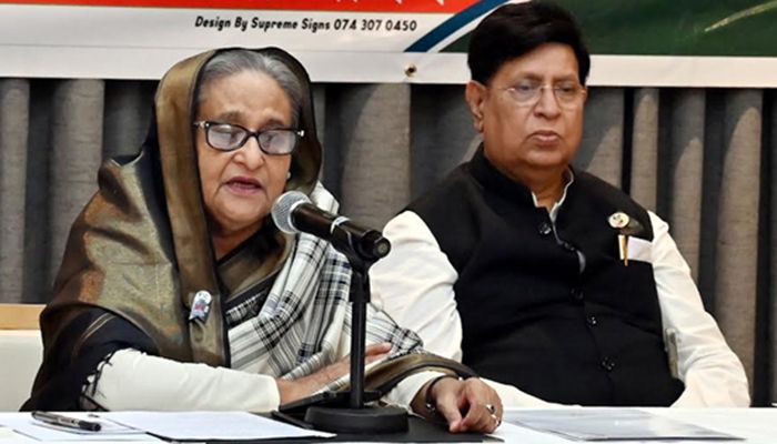 PM Seeks Vote for ‘Awami League’ from Expatriate Bangladeshis