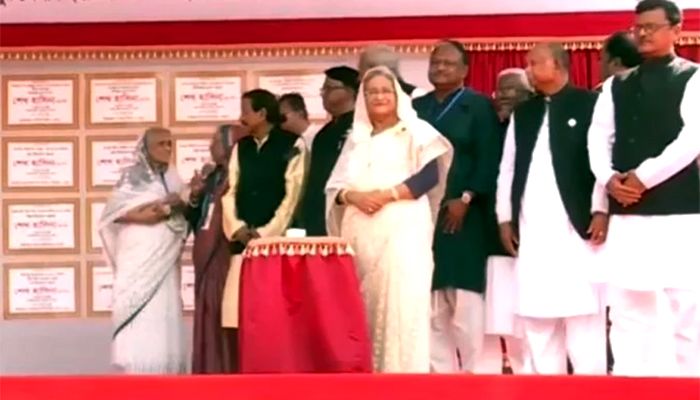 PM Inaugurates 27 Dev Schemes in Rangpur
