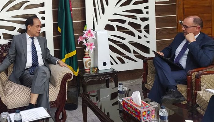 CEC Kazi Habibul Awal and US Ambassador Peter Haas || Photo: Collected