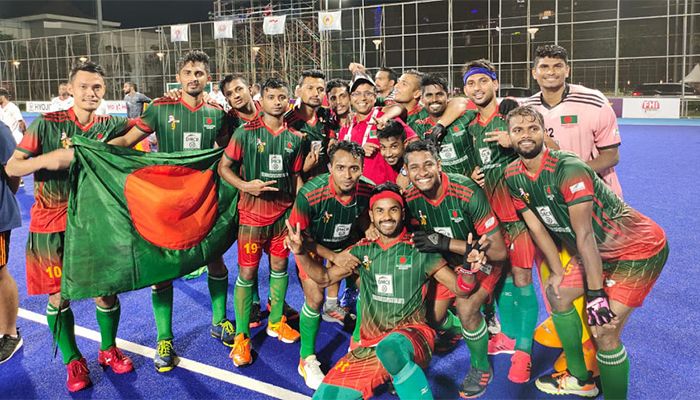 Hockey Team in Challenging Asian Games Group