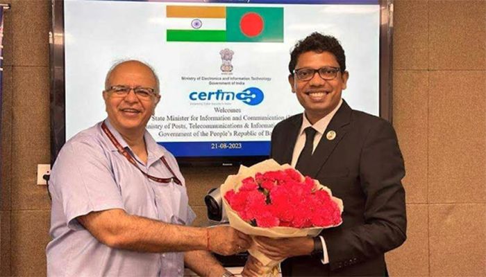 Dr Sanjay Bahl, director general of Indian Computer Emergency Response Team (CERT-In) and Bangladesh State Minister for ICT Division Zunaid Ahmed Palak || Photo: Collected