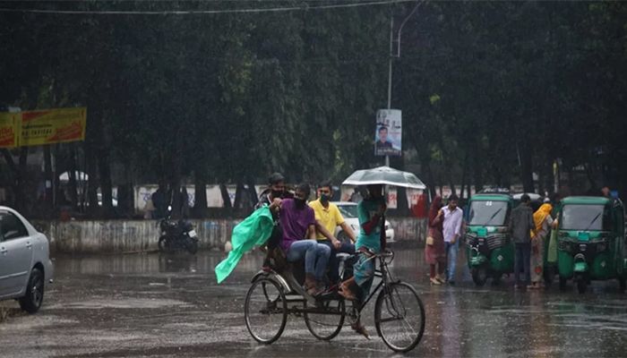 Air Quality in Dhaka in Moderate Zone Due to Rain