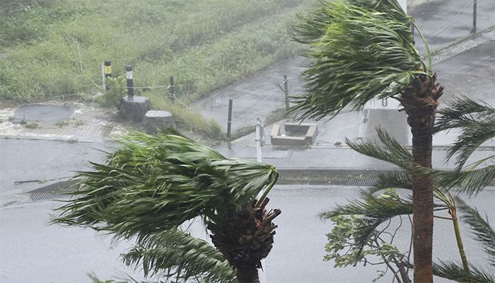 Typhoon Lan Down on Japan