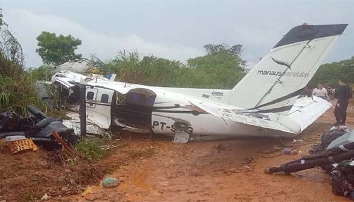 The Embraer PT-SOG aircraft had taken off from Manaus, the Amazonas state capital and the biggest city in the Amazon, and was attempting to land in heavy rain when it crashed || Photo: Collected 