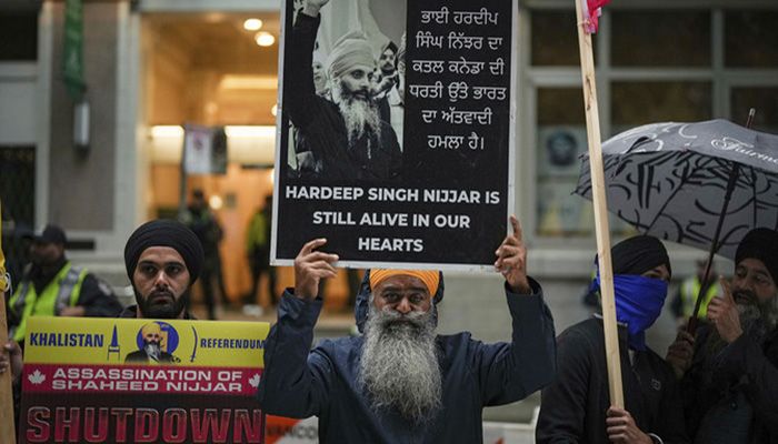 Hundreds Of Sikh Canadians Protest Against India