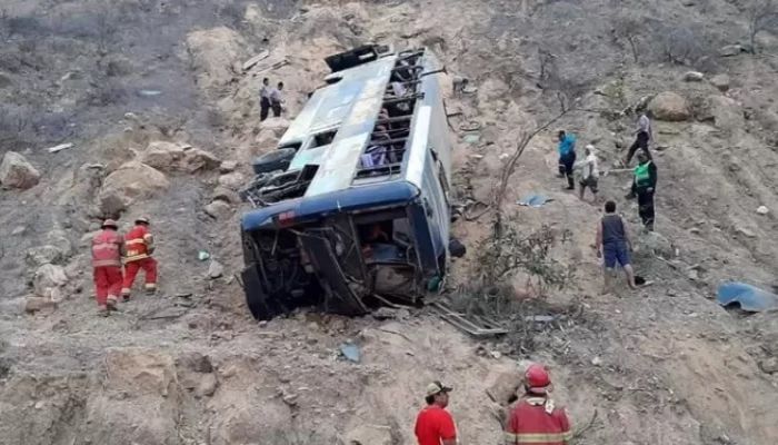 The coach plunged some 200m from a mountain road into a ravine || Photo: Collected