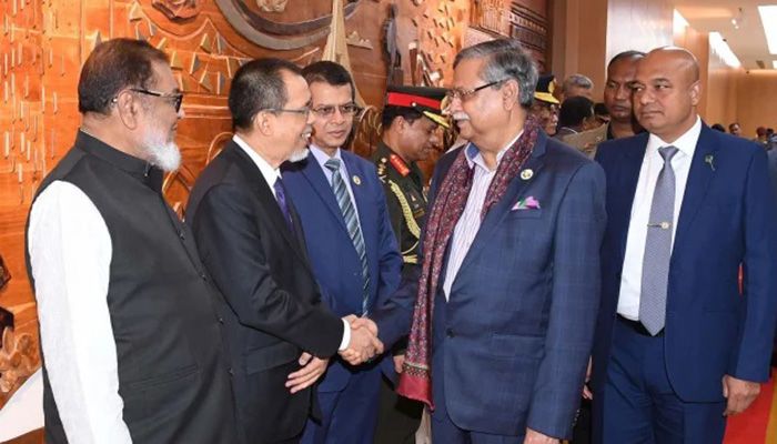 President Shahabuddin Off to Jakarta to attend 43rd ASEAN Summit