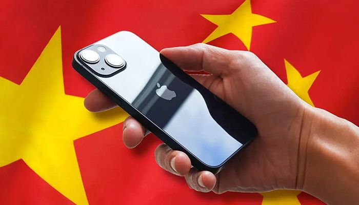 China Bans iPhone Use for Government Officials at Work