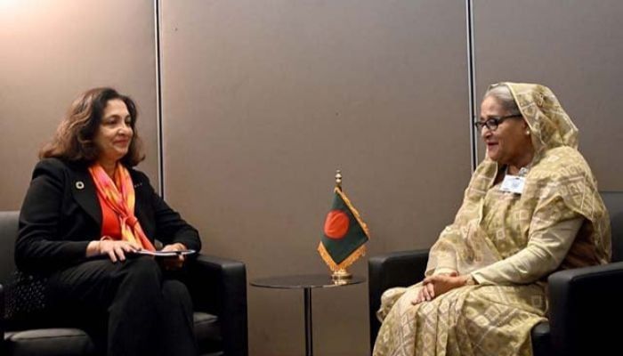 PM Sheikh Hasina With Uzra Zeya || Photo: Collected